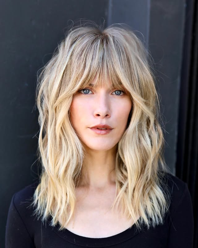 Textured Choppy Lob with Face-Framing Bangs