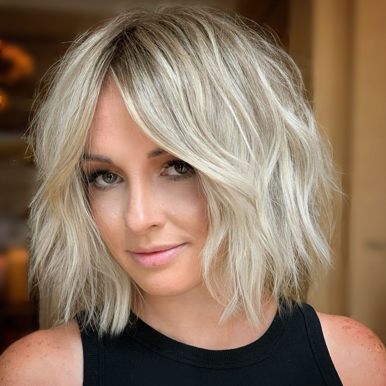 Textured Wavy Lob with Soft Blonde Highlights