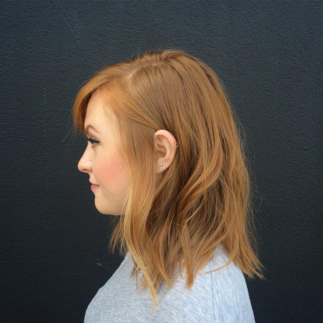 Stylish Textured Lob with Subtle Warm Tones
