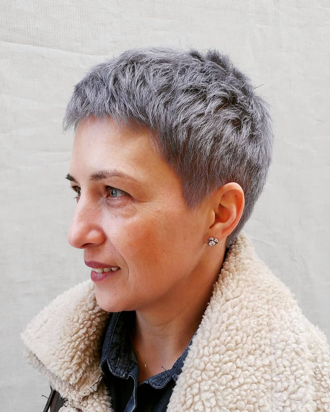 Textured Silver Pixie Cut with Defined Layers