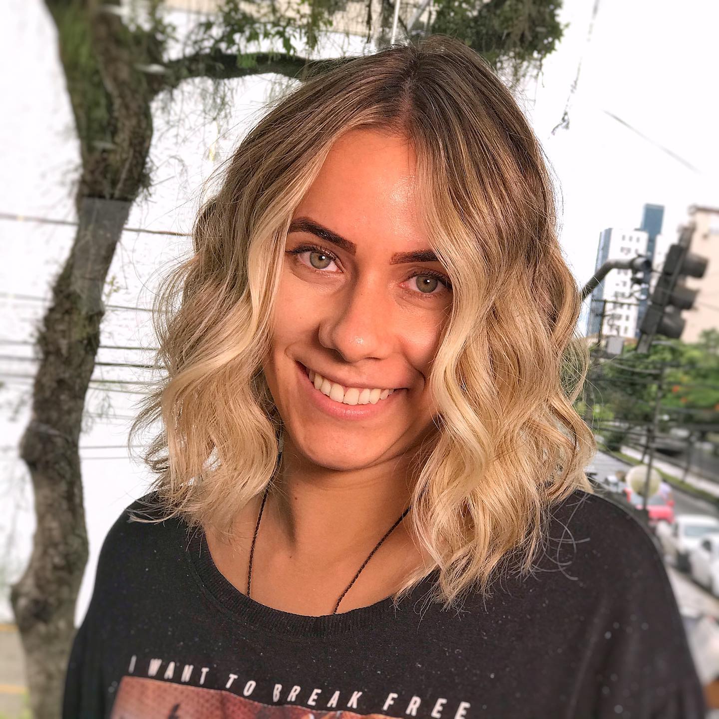 Soft Beachy Waves with Effortless Volume