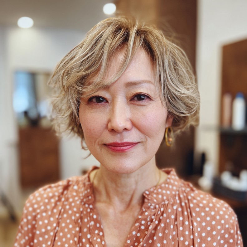 Textured Soft Pixie Bob with Gentle Waves