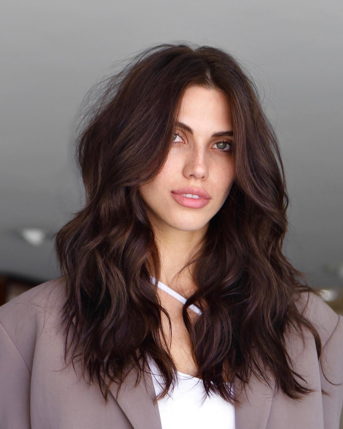 Beautifully Textured Long Wavy Layers