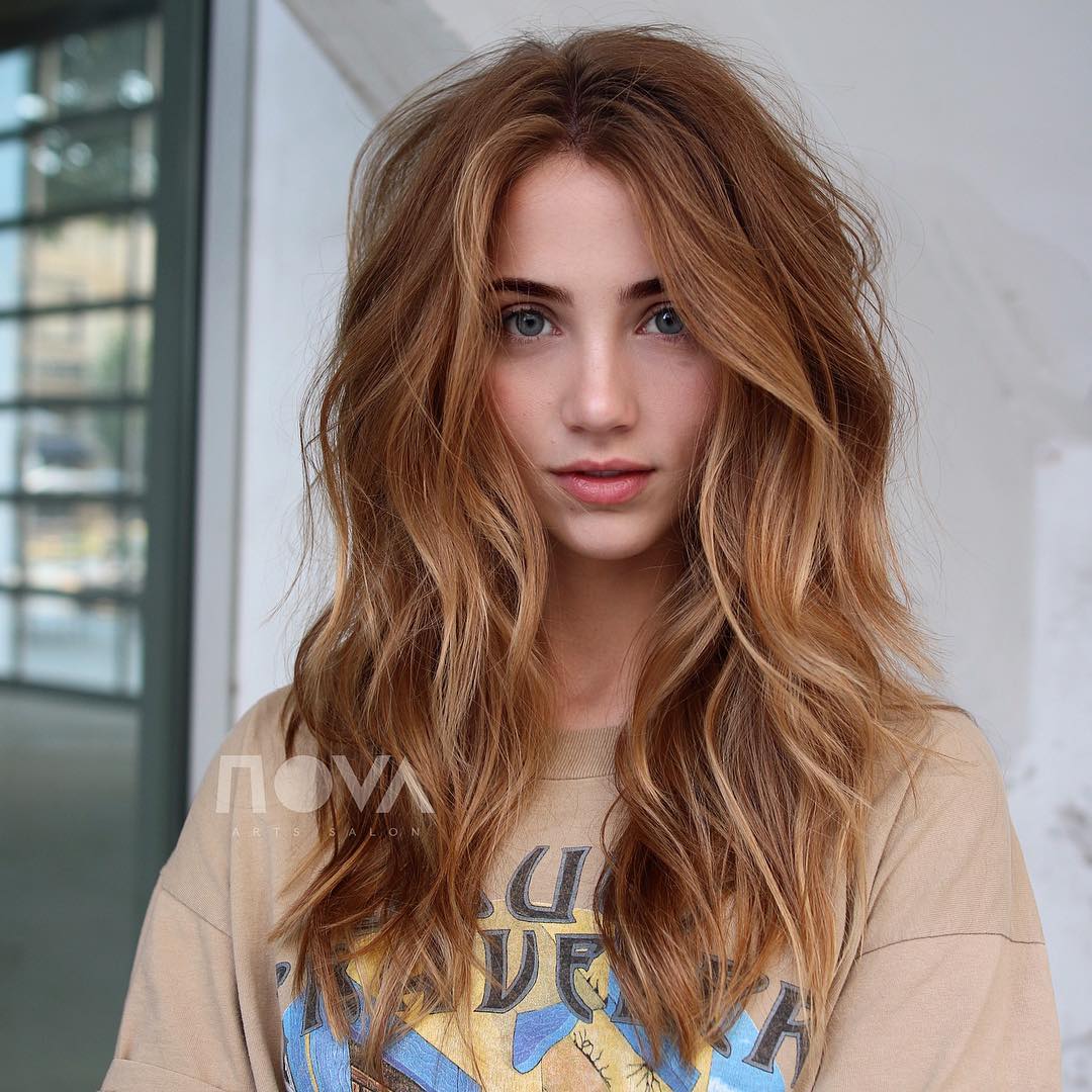 Effortless Beachy Waves with Subtle Dimension