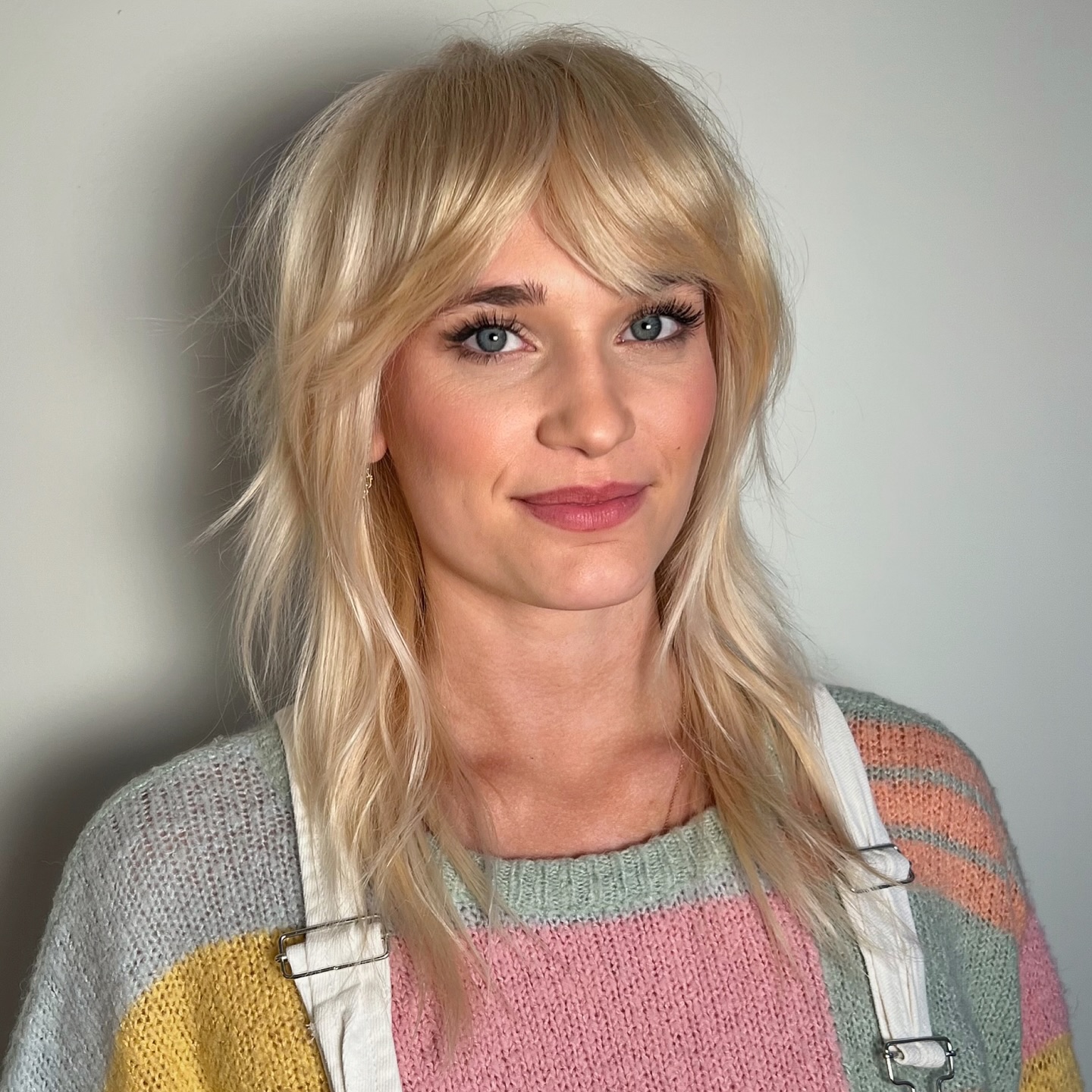 Softly Textured Cropped Wolf Cut with Wispy Bangs