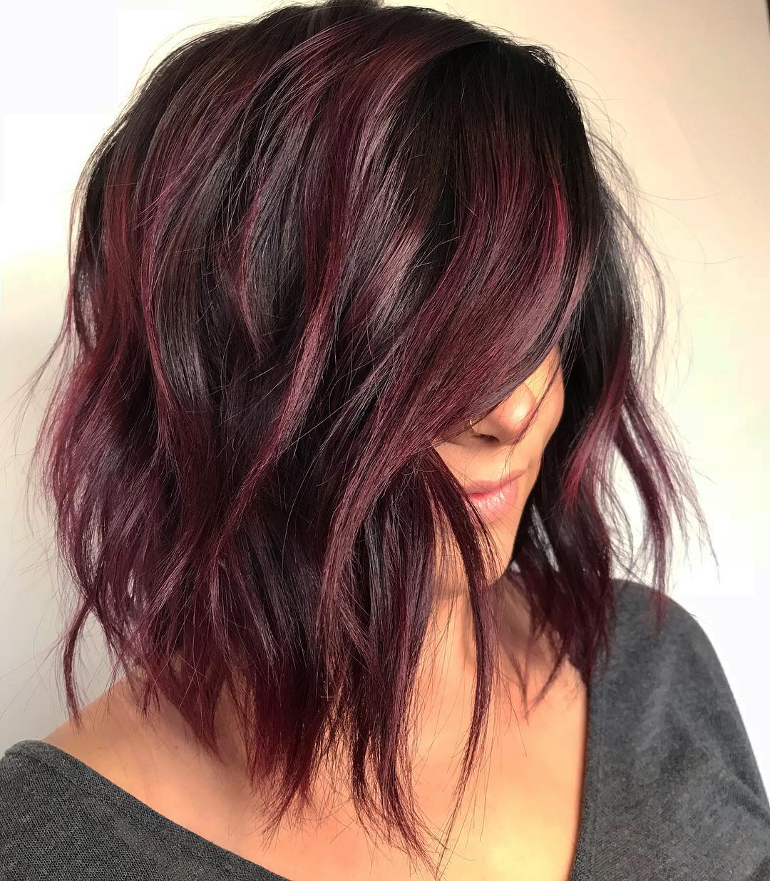 Textured Wavy Bob with Rich Burgundy Highlights