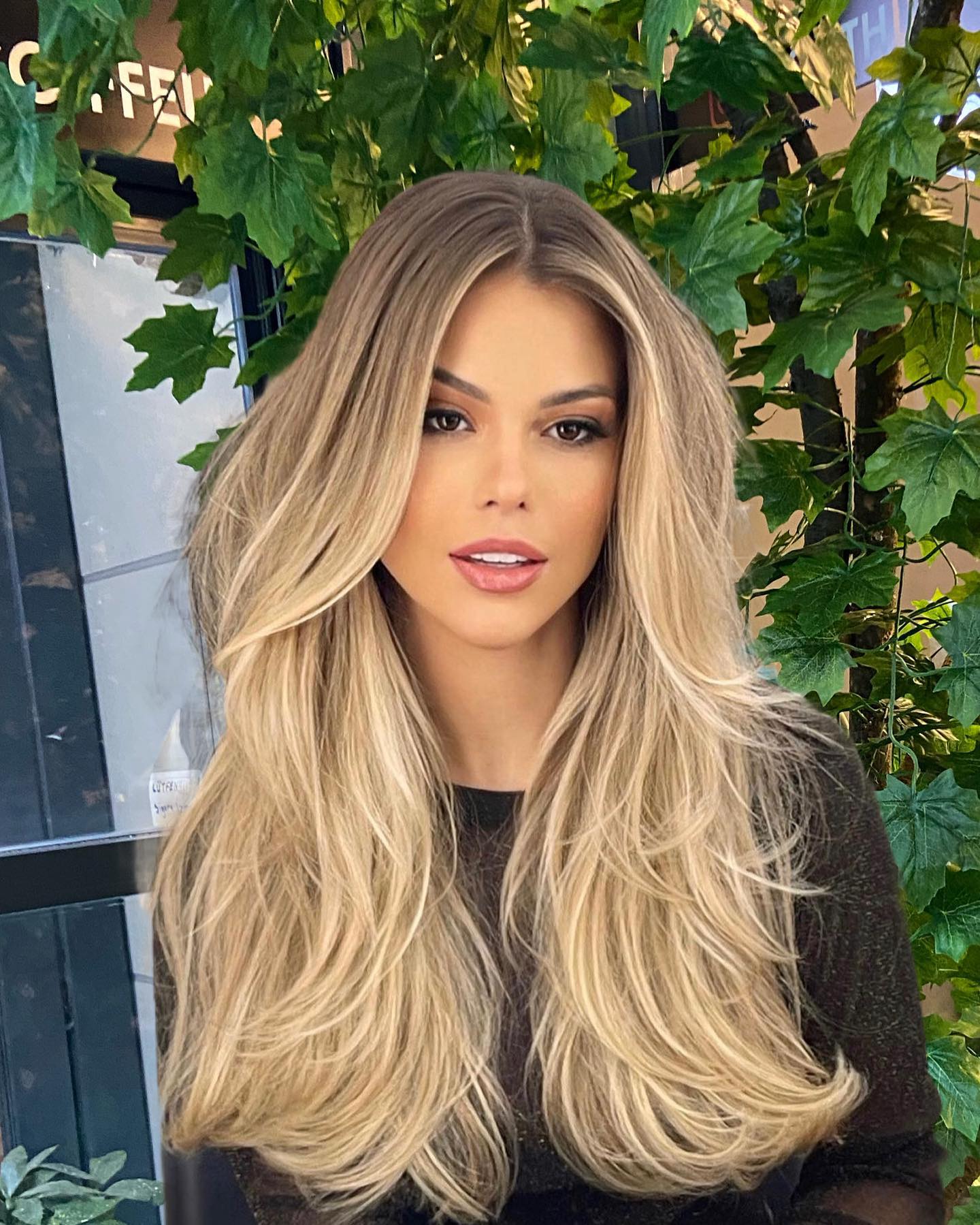 Radiant Long Layers with Silky Movement