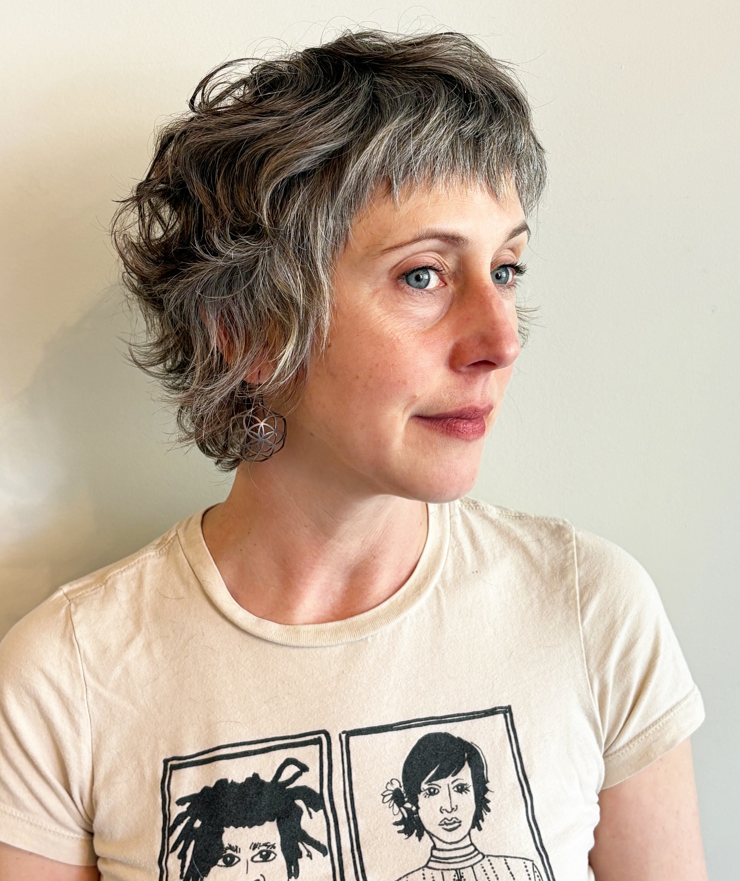 Textured Soft Bixie with Natural Waves