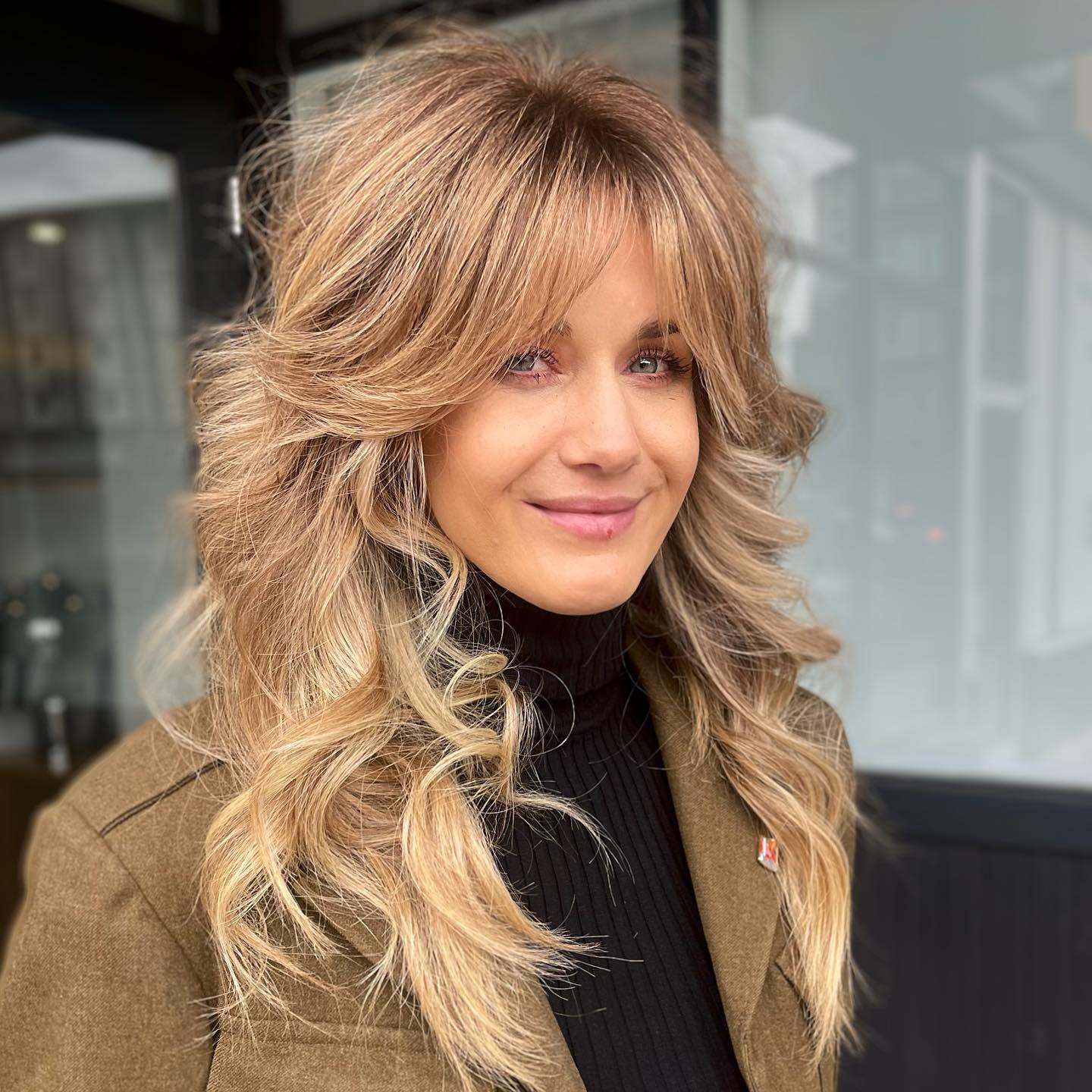 Voluminous Long Bangs with Soft Waves