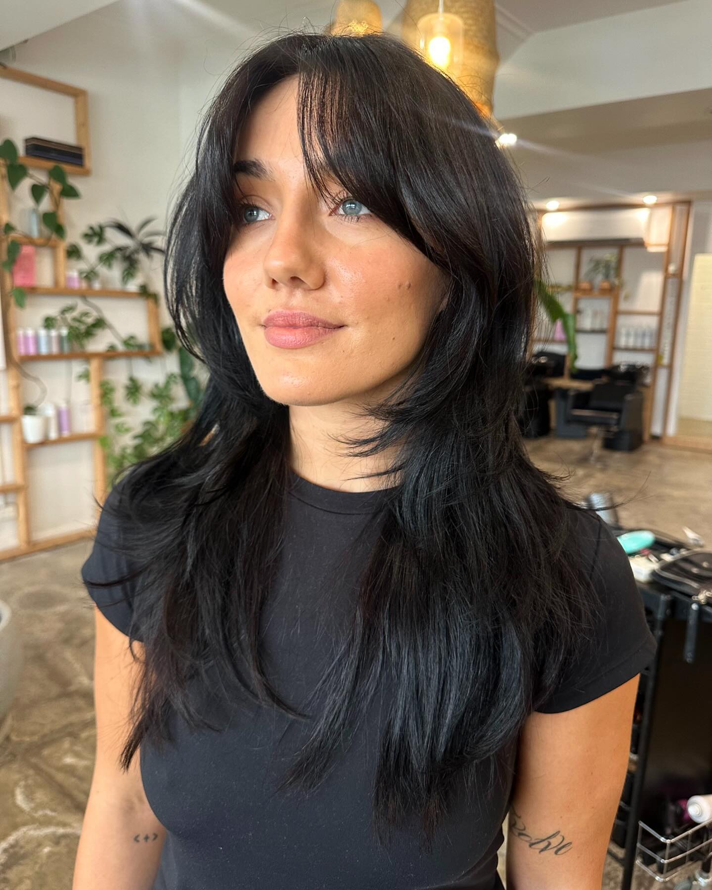 Chic Layered Cut with Soft Front Bangs