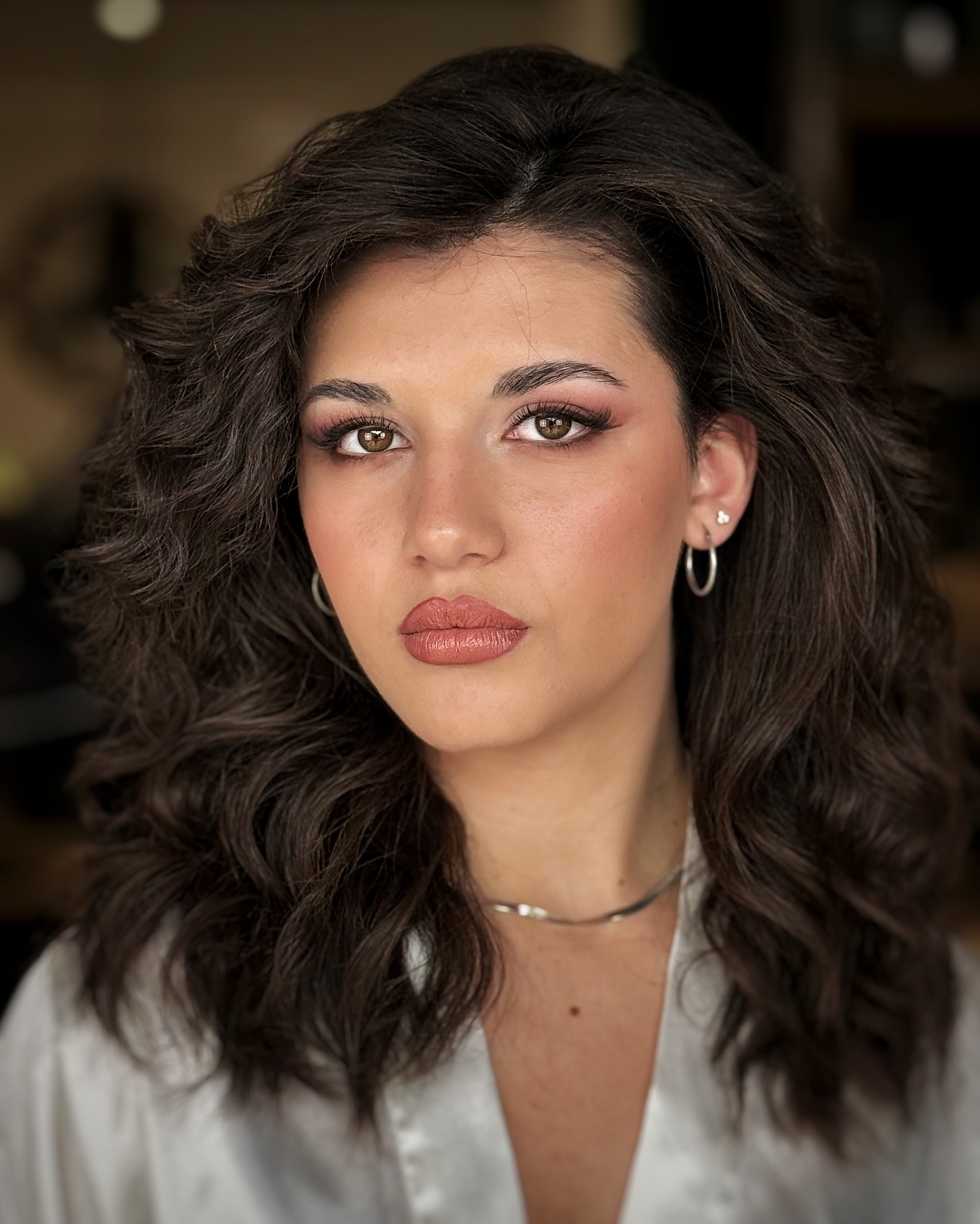 Textured Voluminous Waves with Defined Curls