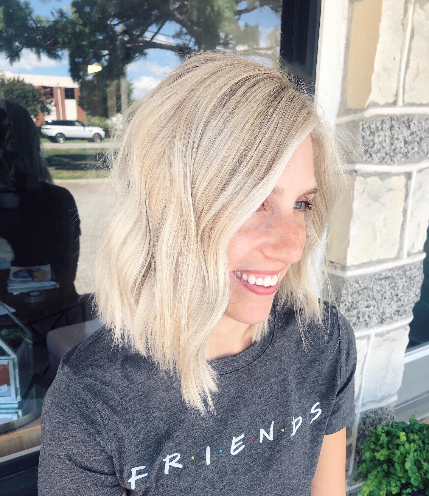 Effortlessly Chic Long Bob with Soft Waves