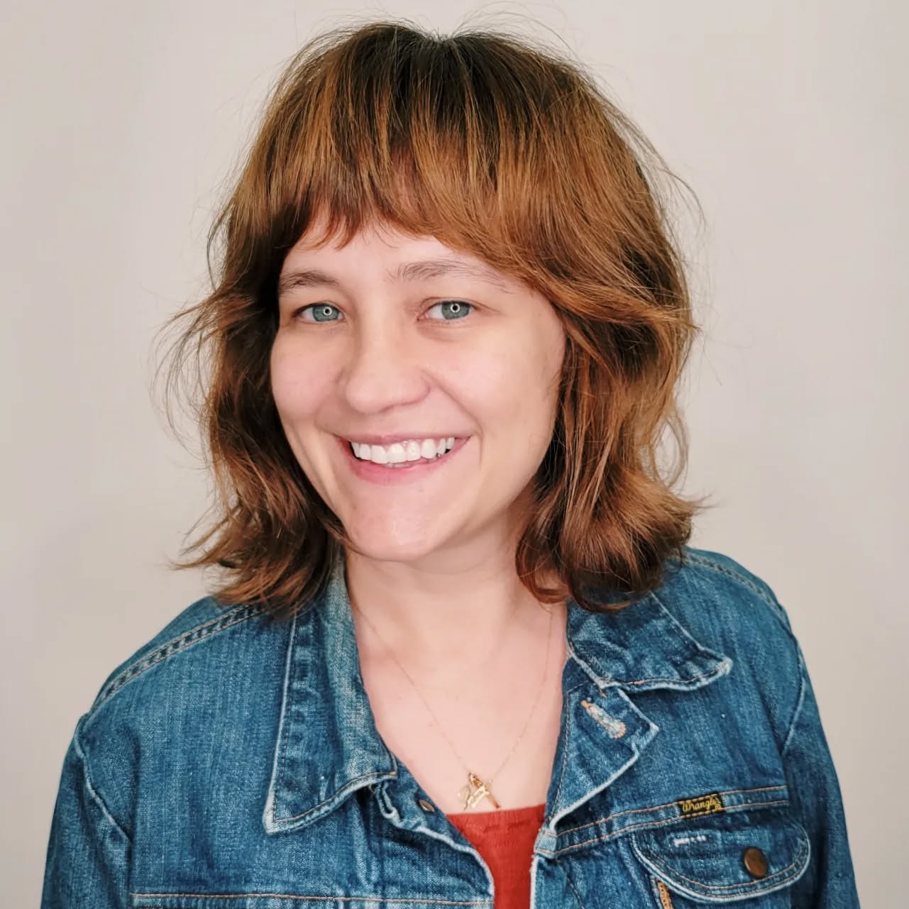 Textured Wavy Bob with Playful Bangs