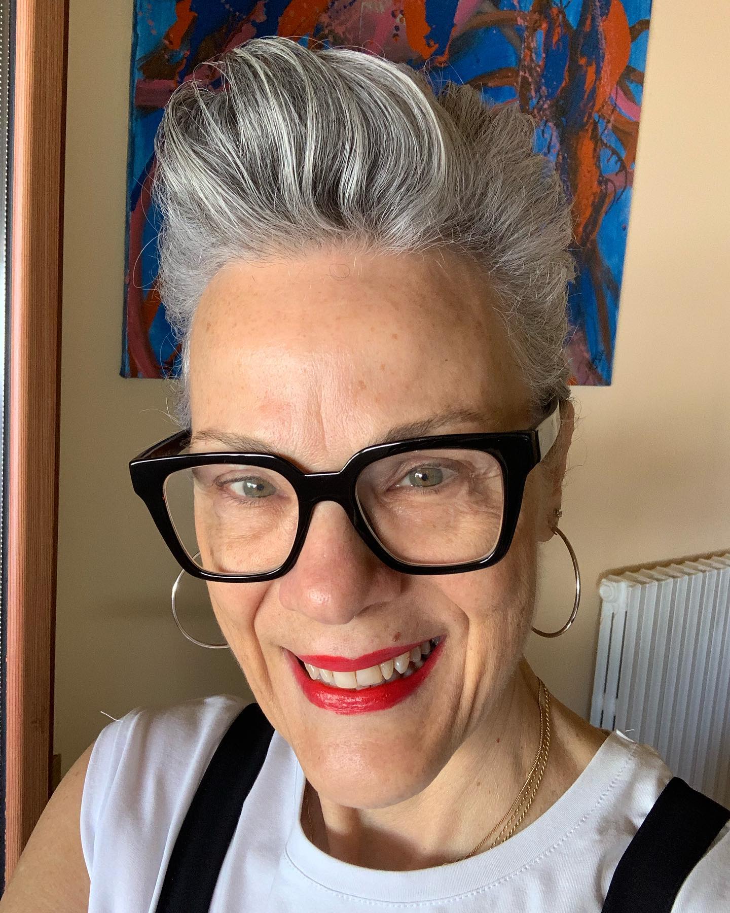 Modern Textured Silver Pixie Cut with Elevated Volume