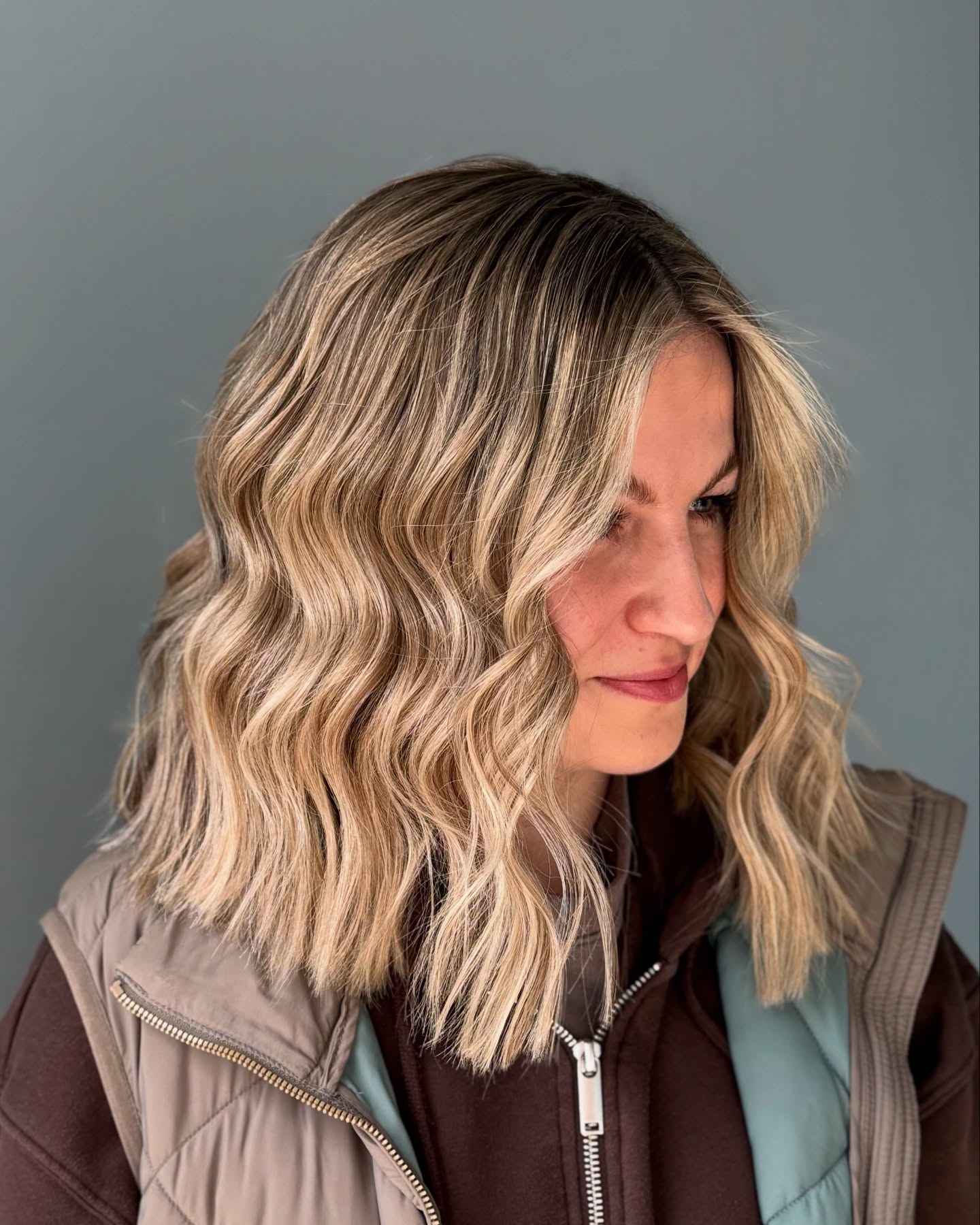 Textured Beachy Bob with Light Blonde Tones