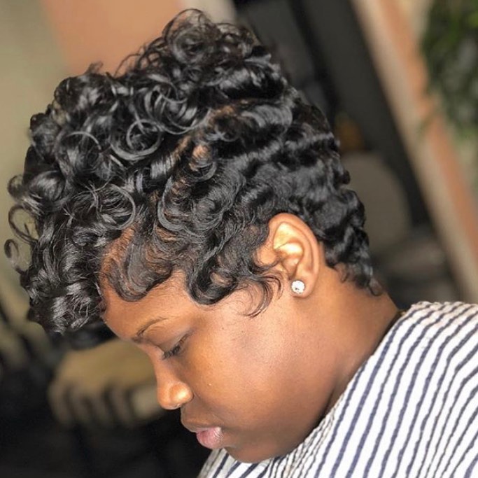 Chic Curled Pixie Cut with Defined Curls