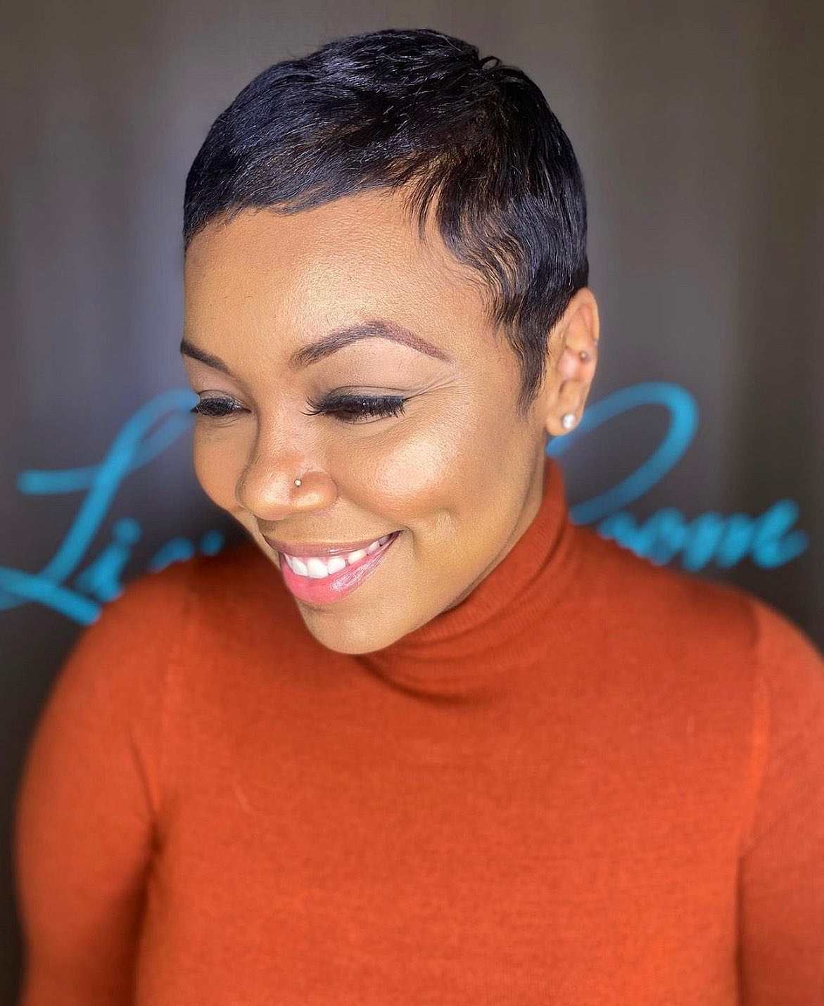 Elegant Textured Pixie Cut with Defined Edges