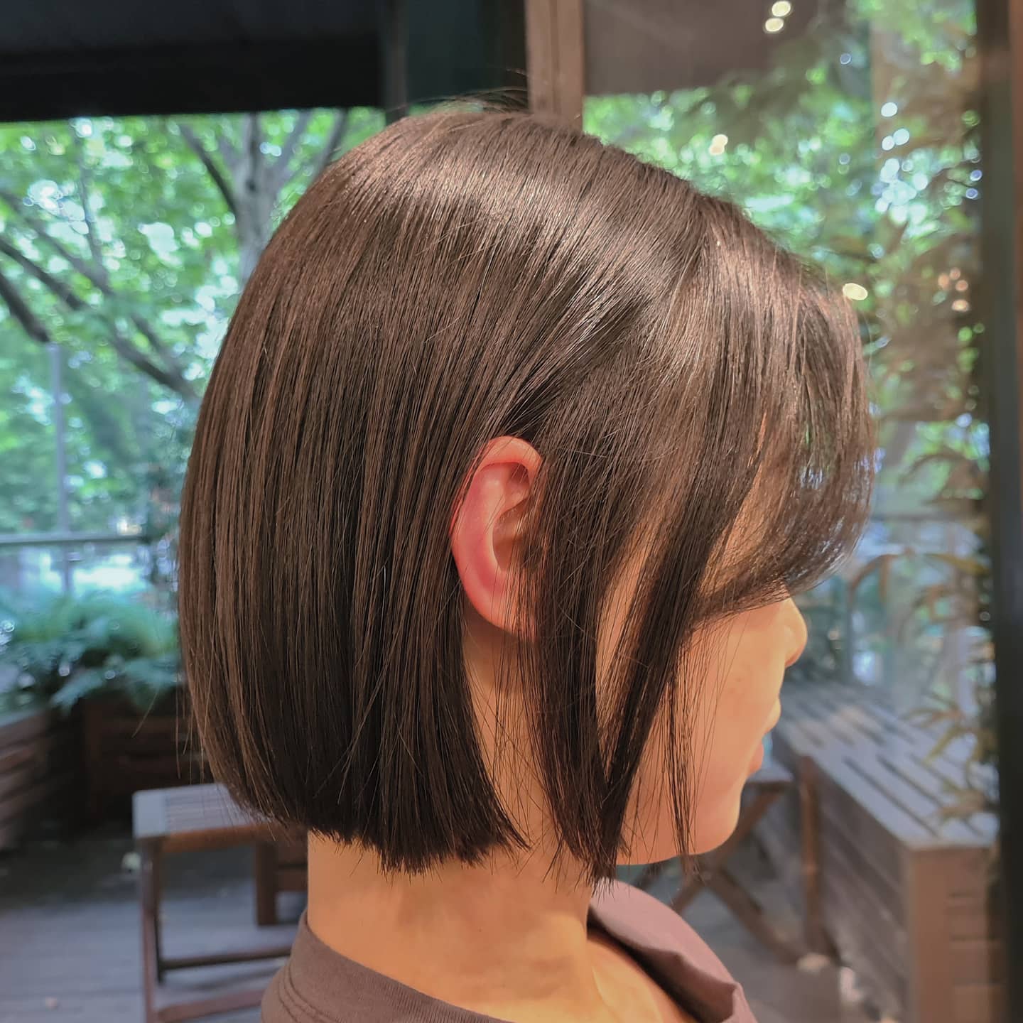 Chic Textured Bob with Subtle Face-Framing Layers