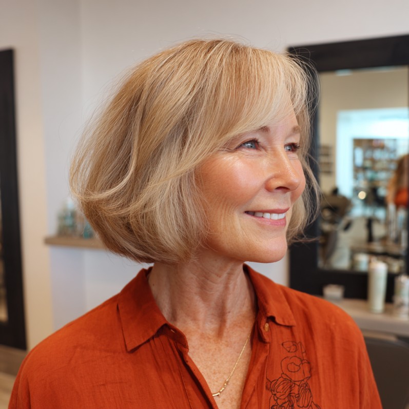 Chic Blonde Bob with Soft Layers