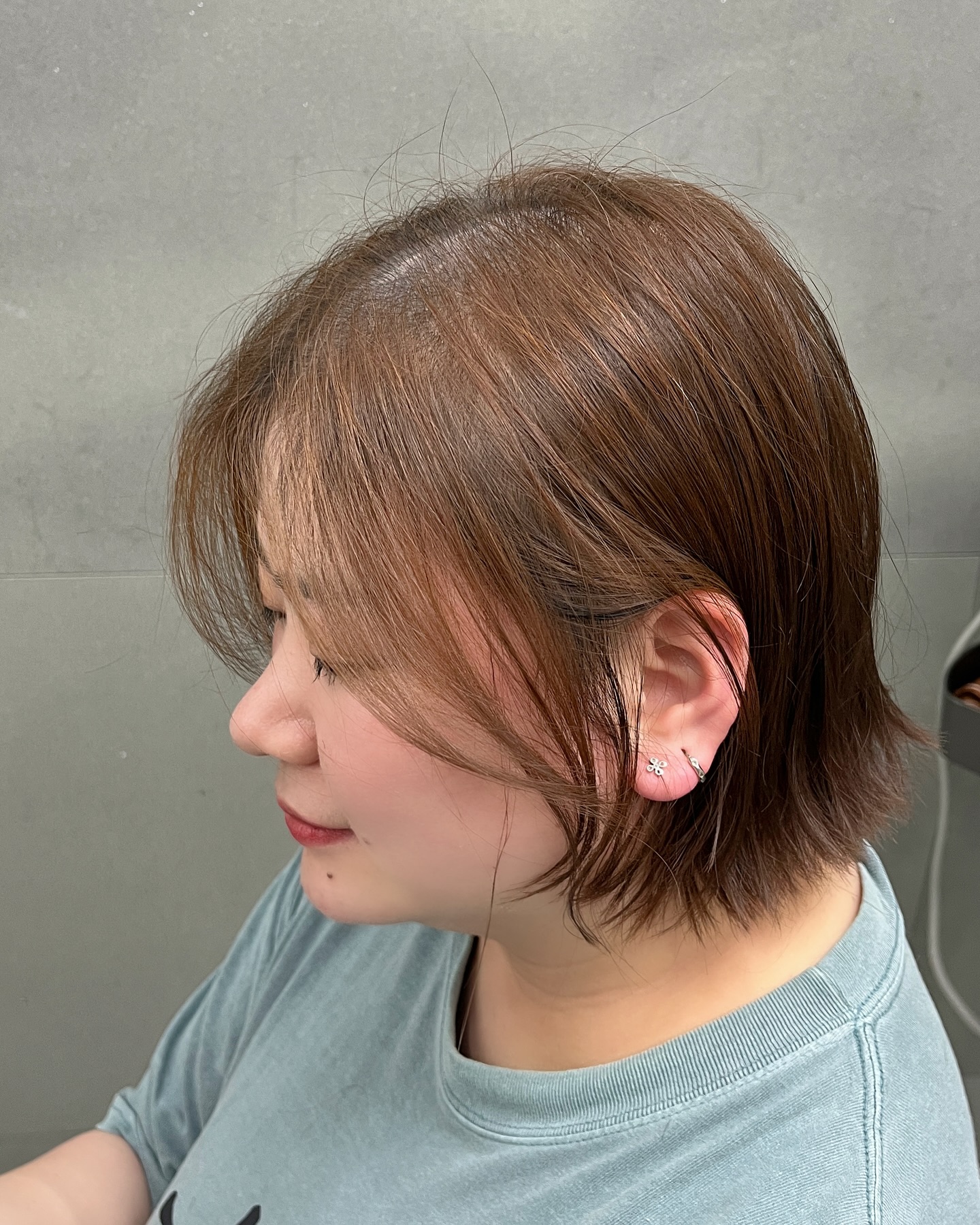 Chic Textured Lob with Soft Face-Framing Layers