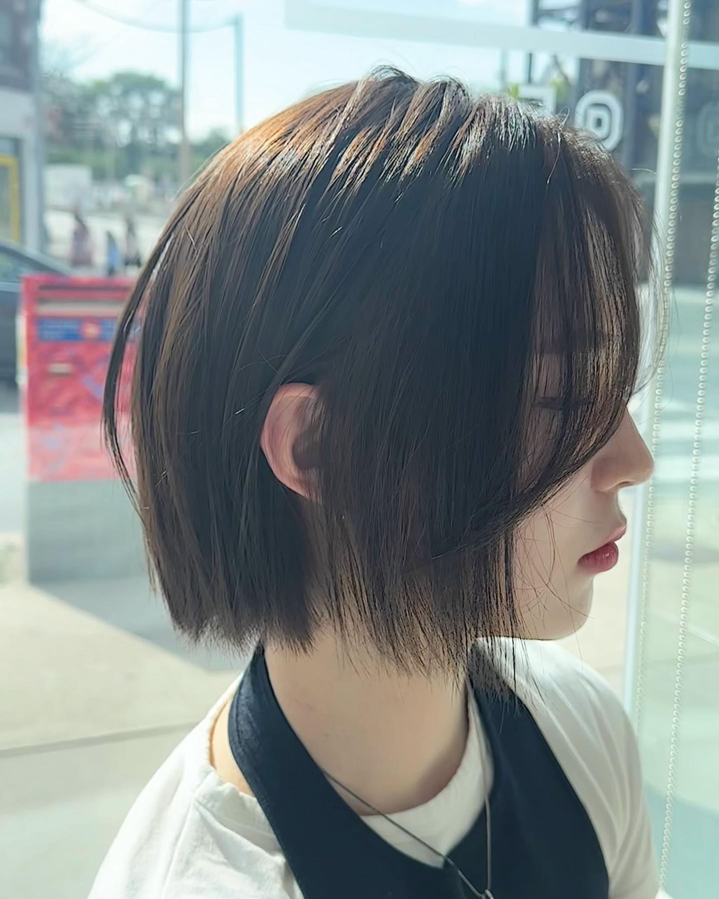 Modern Textured Bob with Subtle Asymmetrical Layers