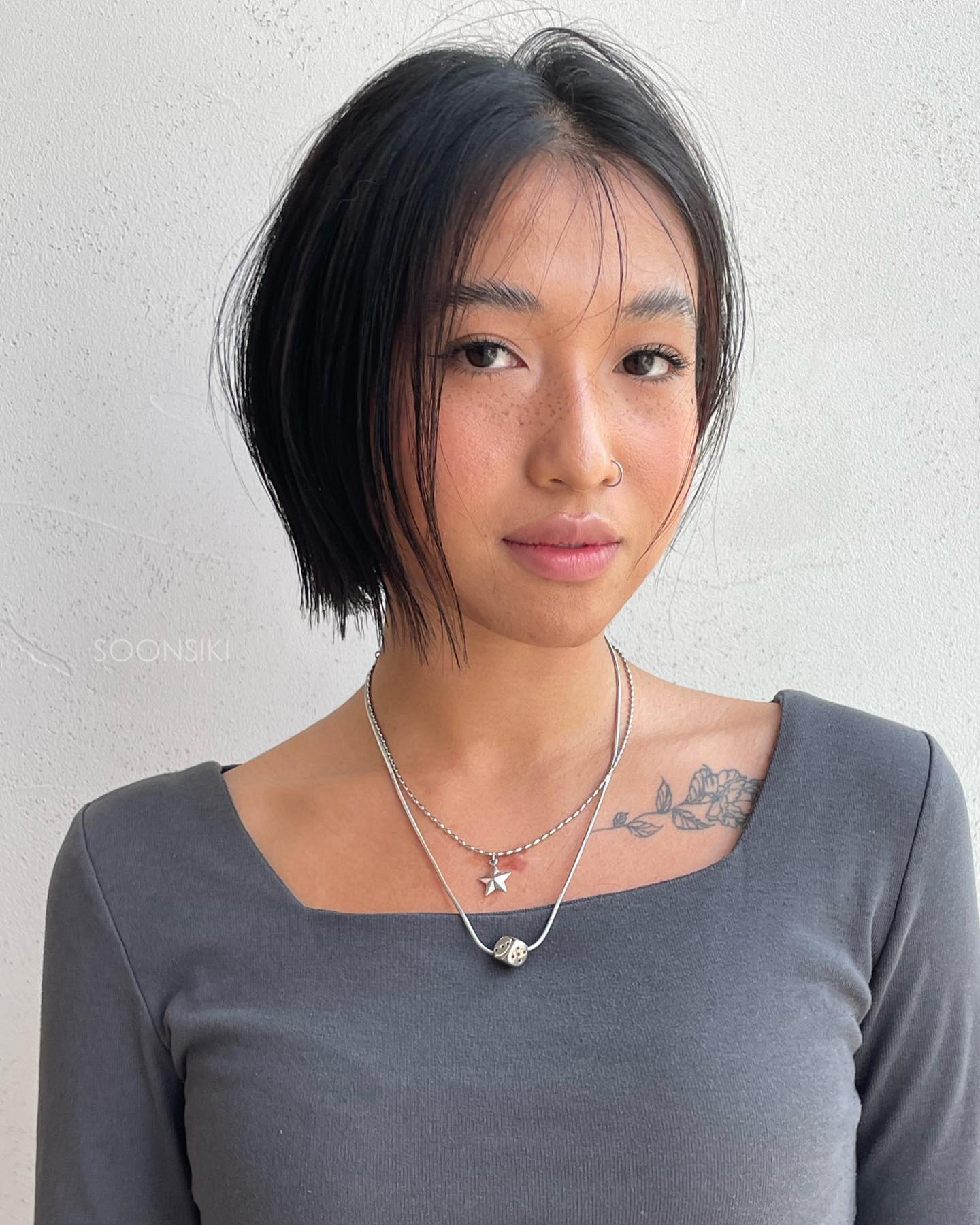 Modern Textured Bob with Subtle Face-Framing Layers