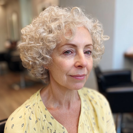 Charming Soft Curly Bob with Defined Layers