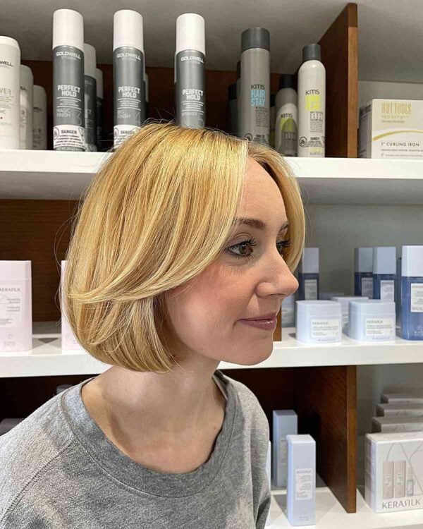 Chic Blunt Face-Framing Bob with Soft Layers