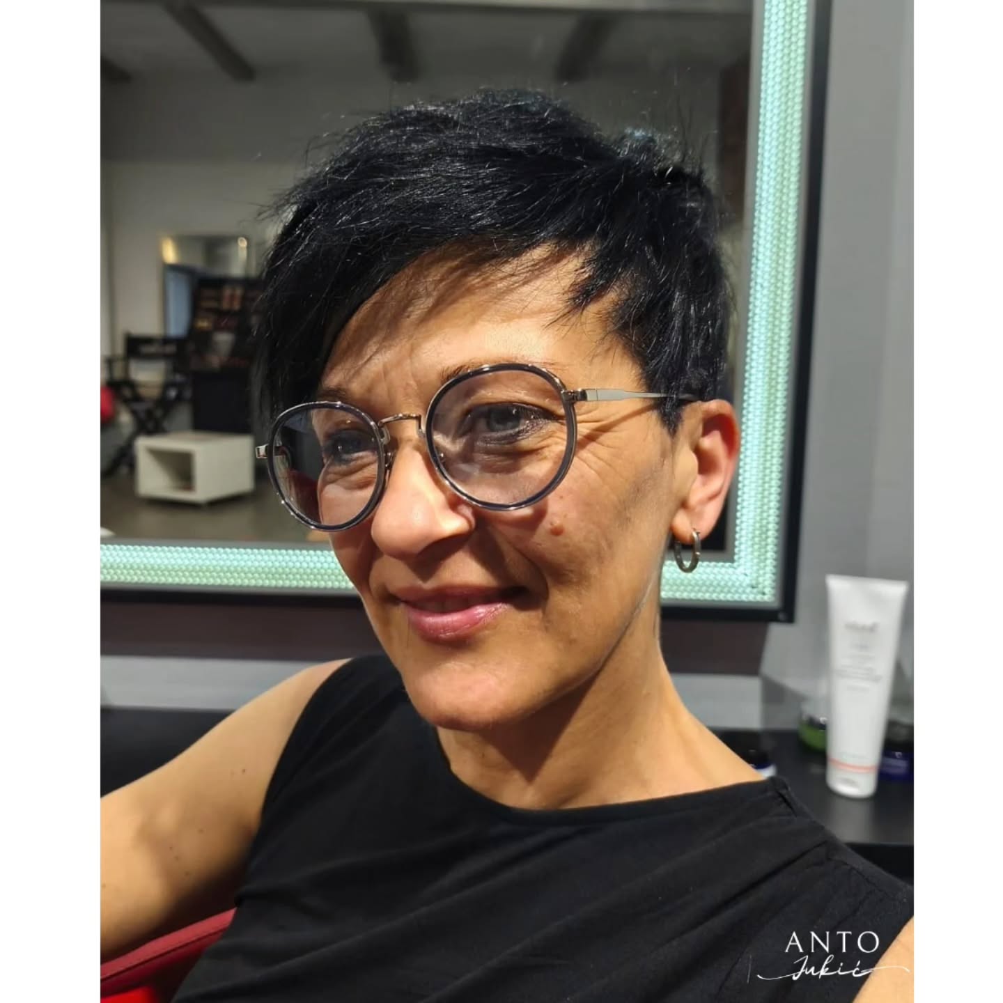 chic textured pixie cut with side swept bangs