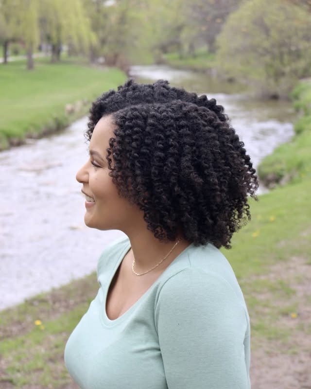 Defined Curly Twist Out with Natural Volume