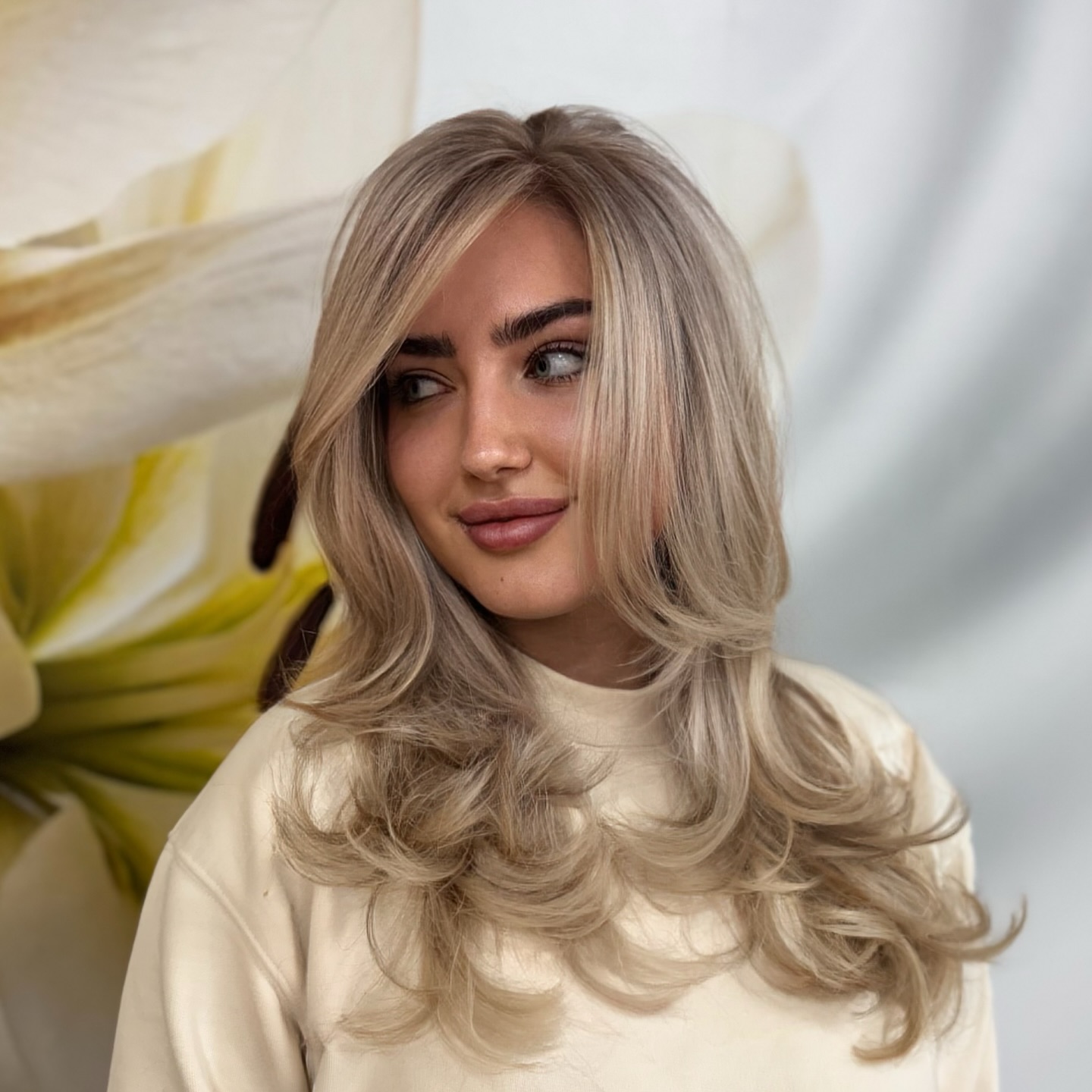Glamorous Long Layers with Soft Face-Framing Highlights
