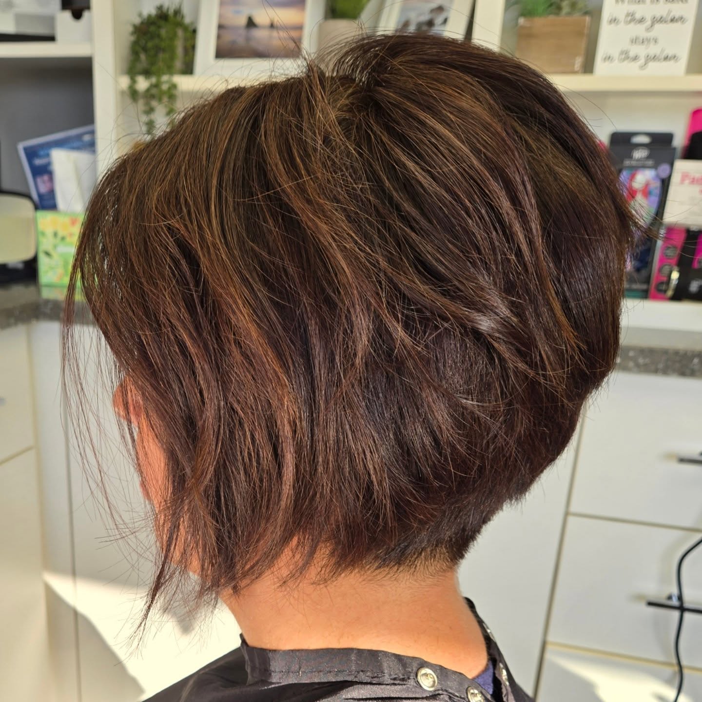 Chic Textured Frayed Bob with Subtle Volume