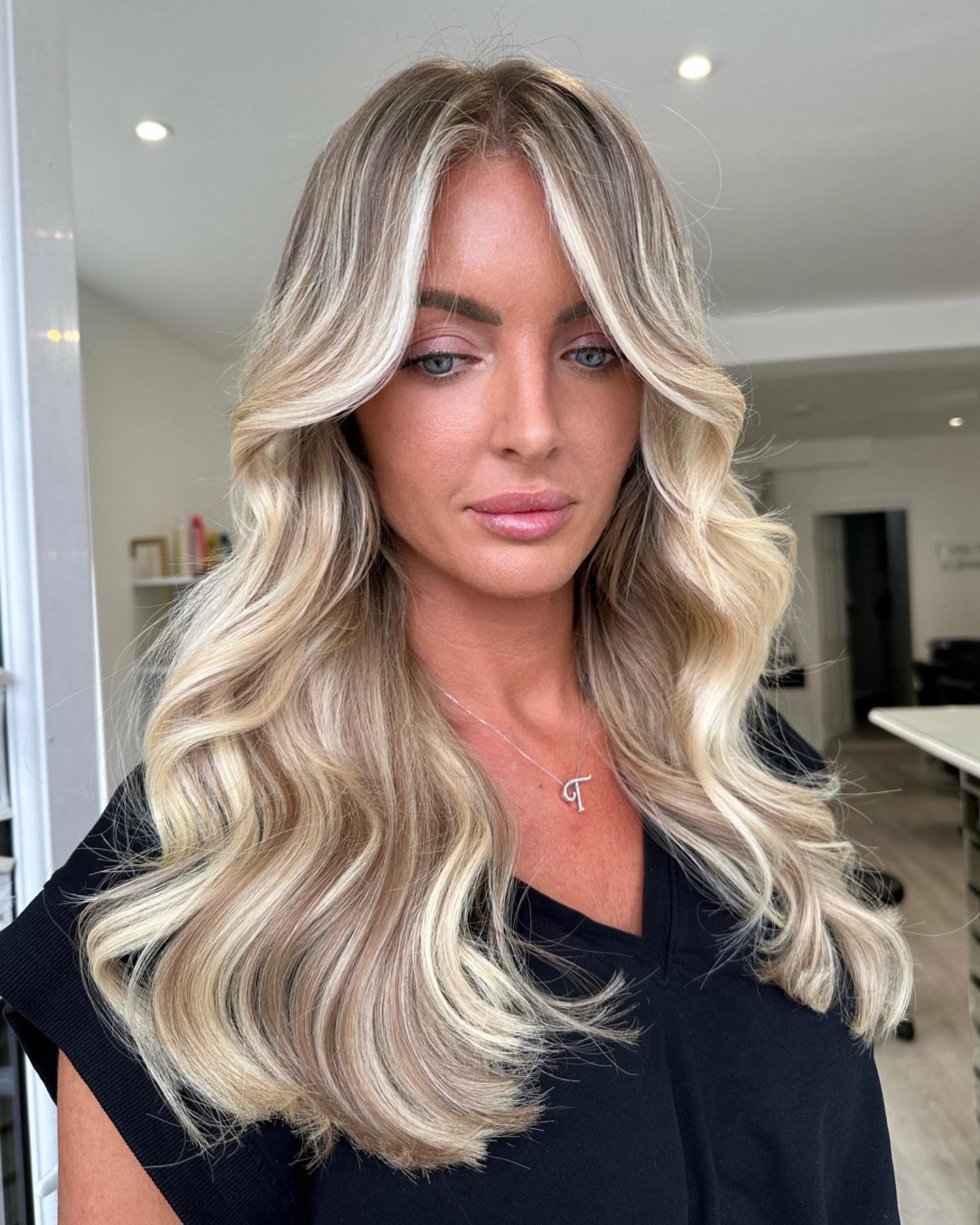 Luxurious Long Waves with Soft Platinum Highlights