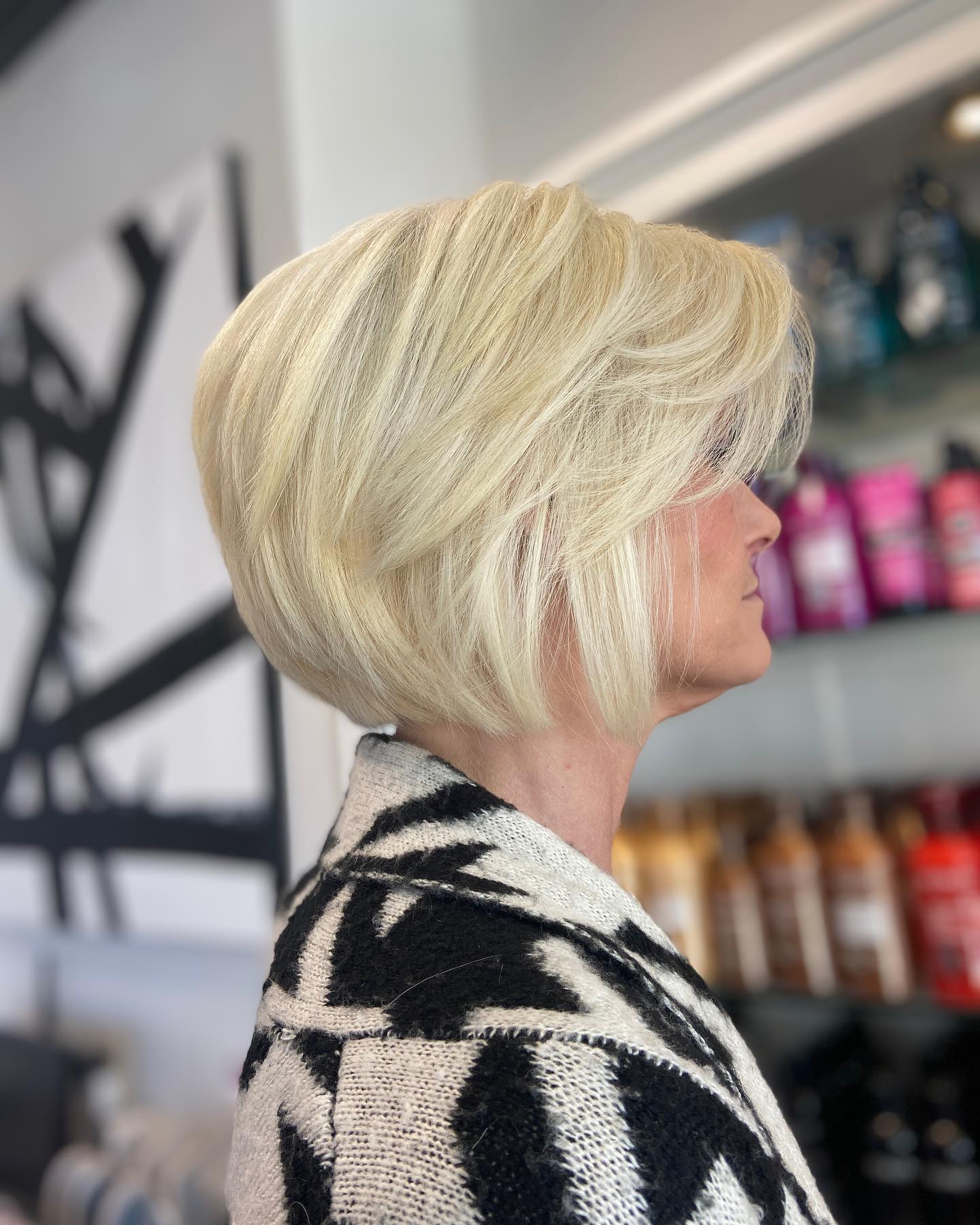 Modern Layered Blonde Bob with Soft Textured Ends