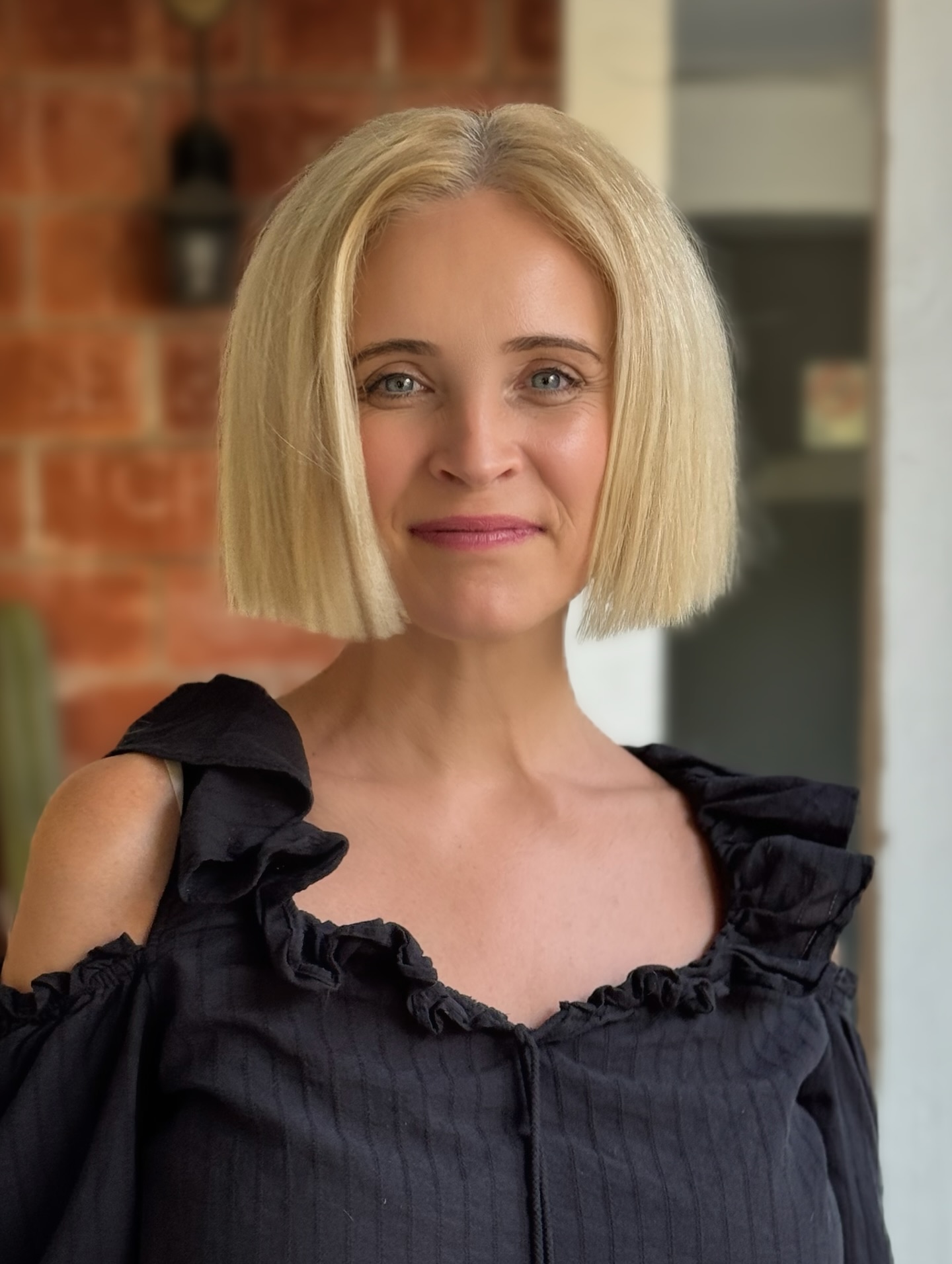 Polished Blunt Frayed Bob with Subtle Shine