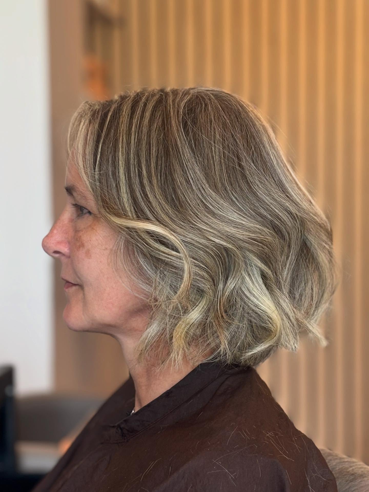 Softly Textured Frayed Bob with Gentle Waves