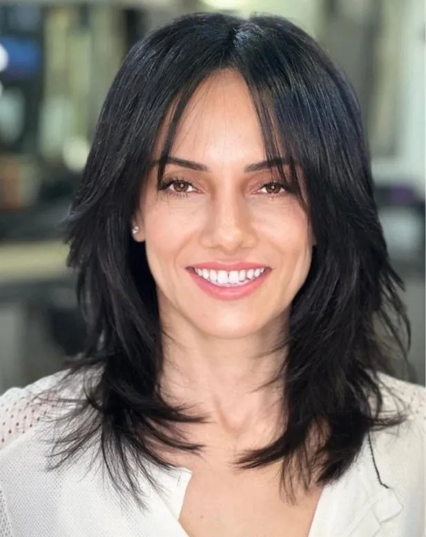 Chic Layered Long Cut with Face-Framing Layers