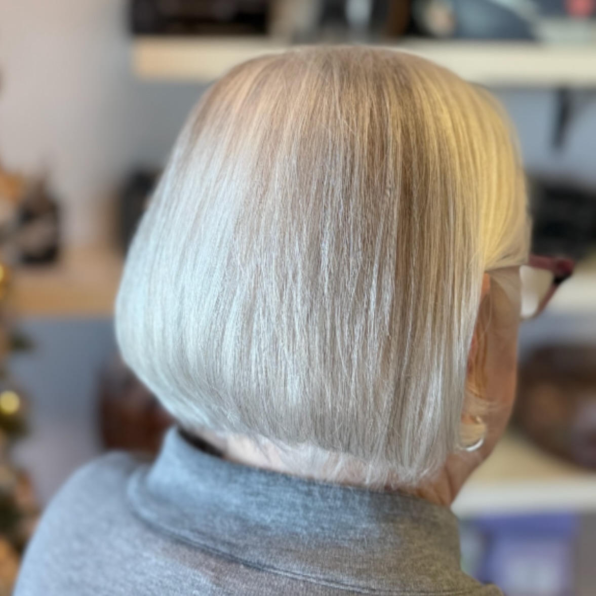 Classic Sleek Wedge Cut with Subtle Shine