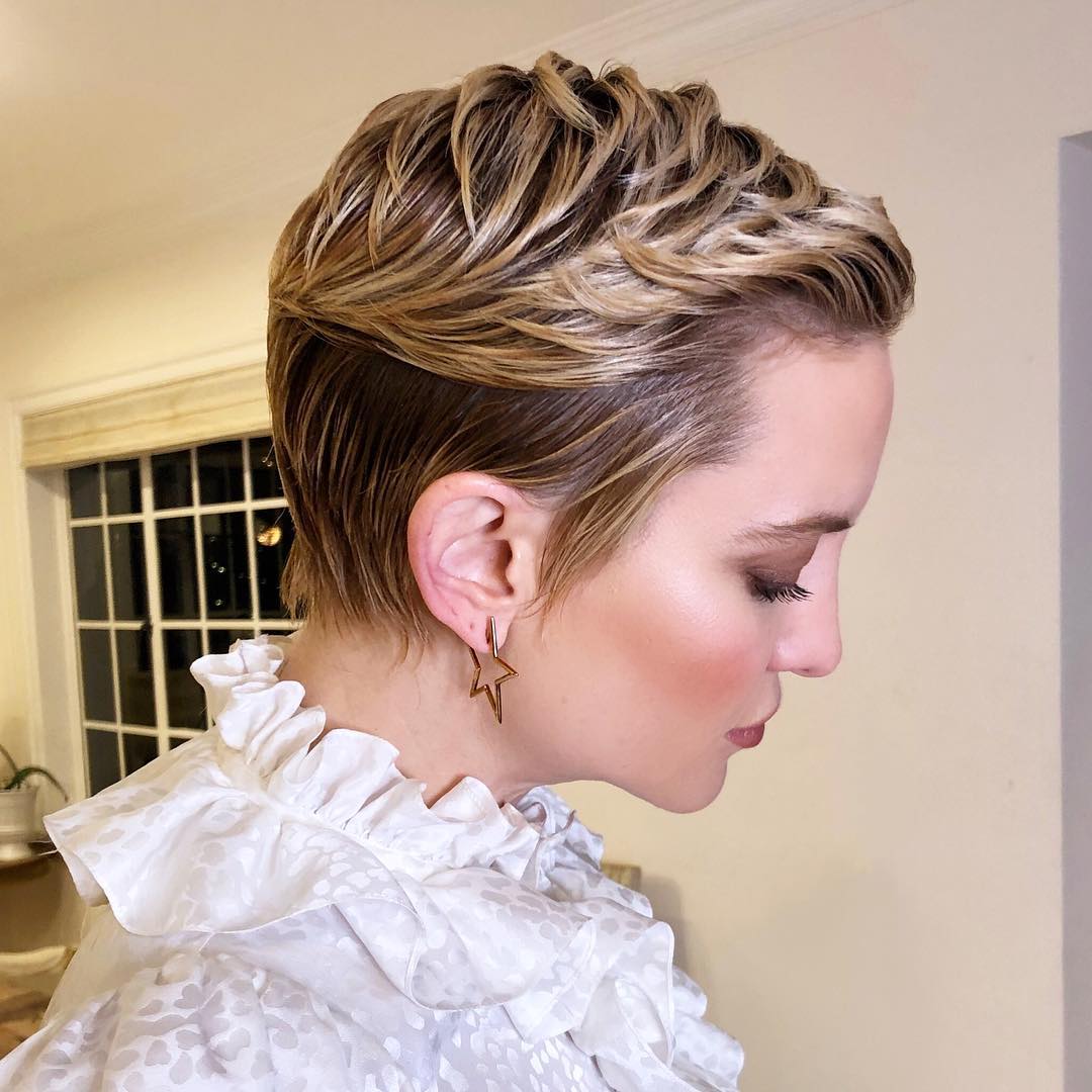 Textured Short Pixie with Soft Waves