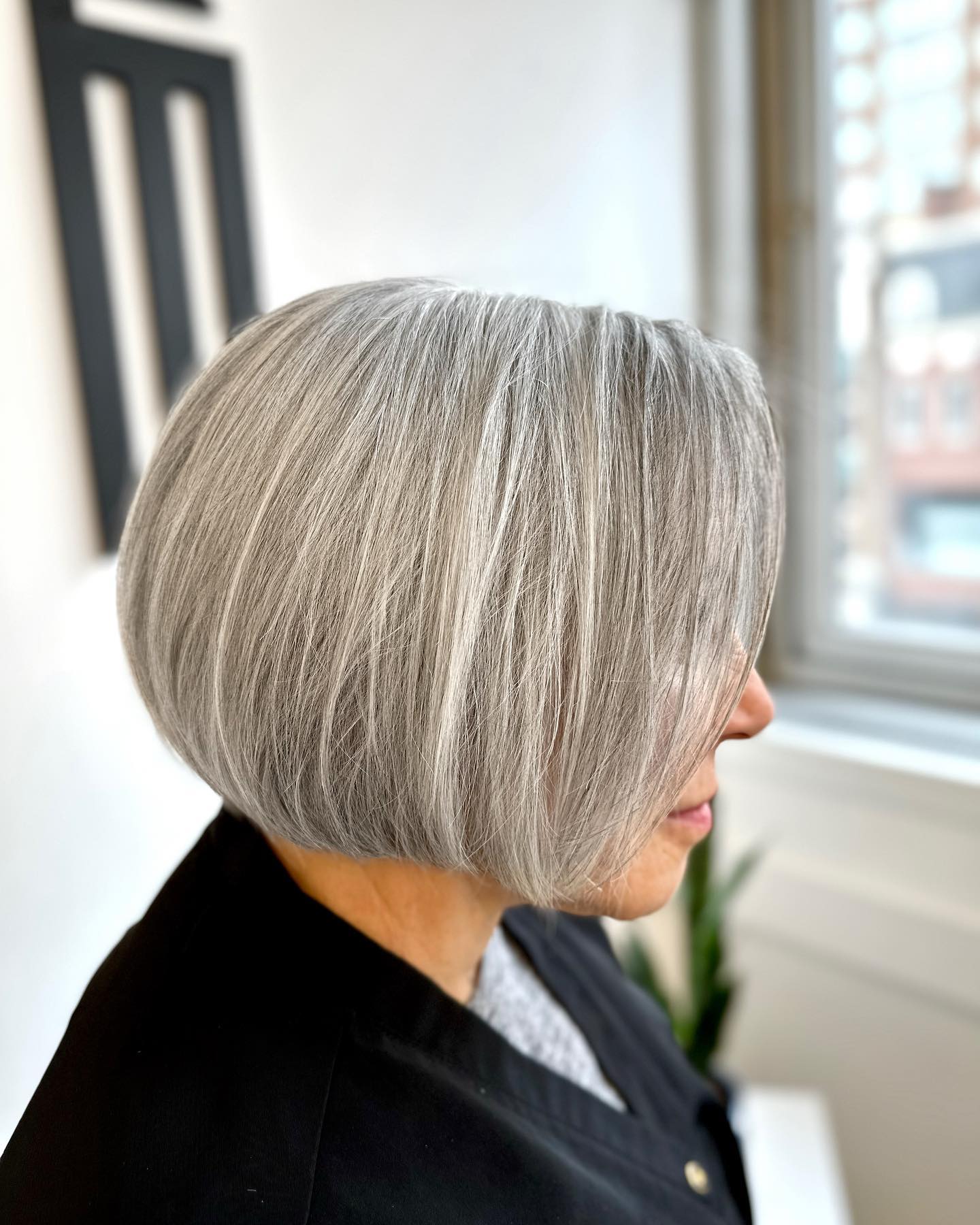 Layered Silver Bob with Soft Movement