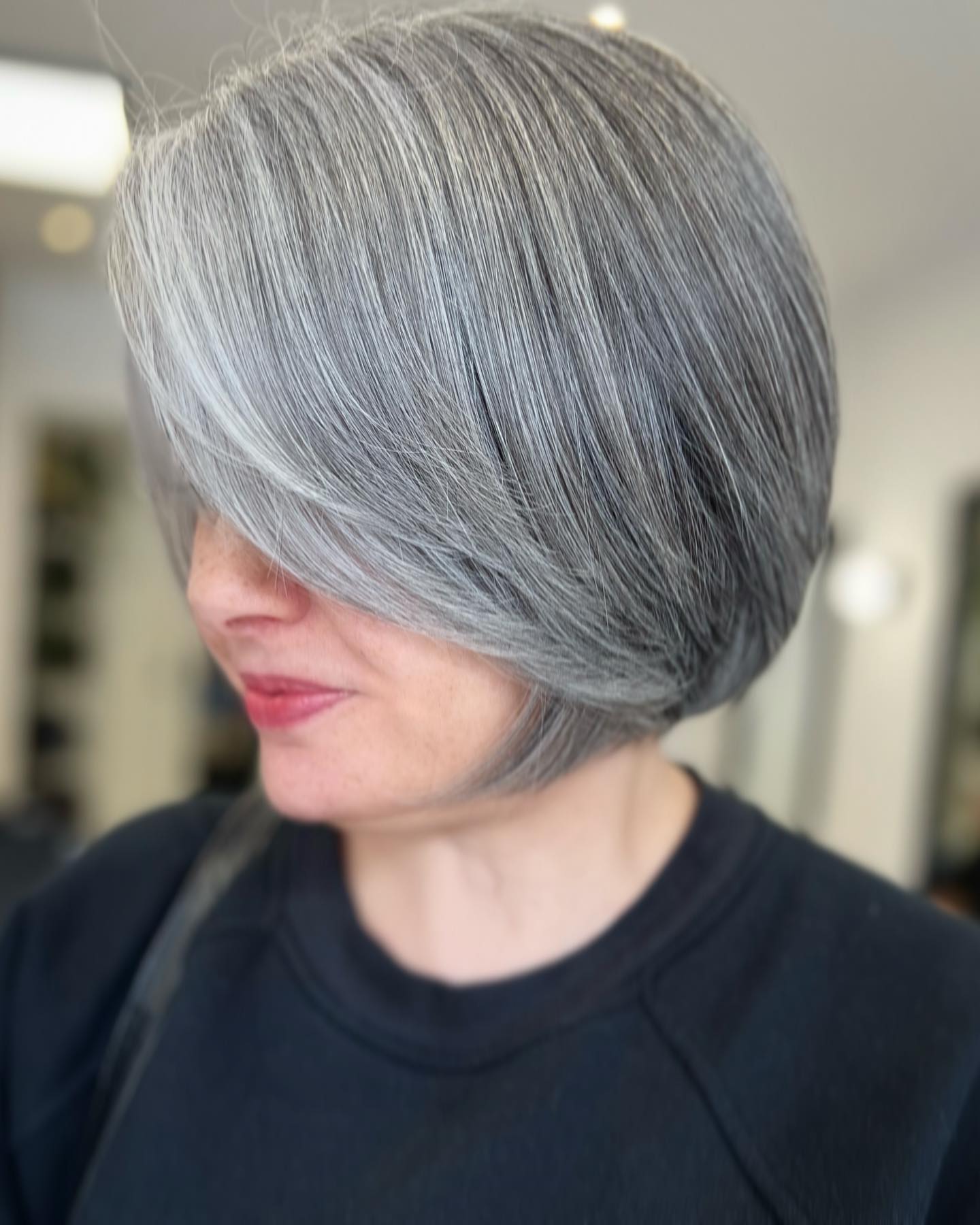 Stylish Graduated Bob with Soft Side Sweep