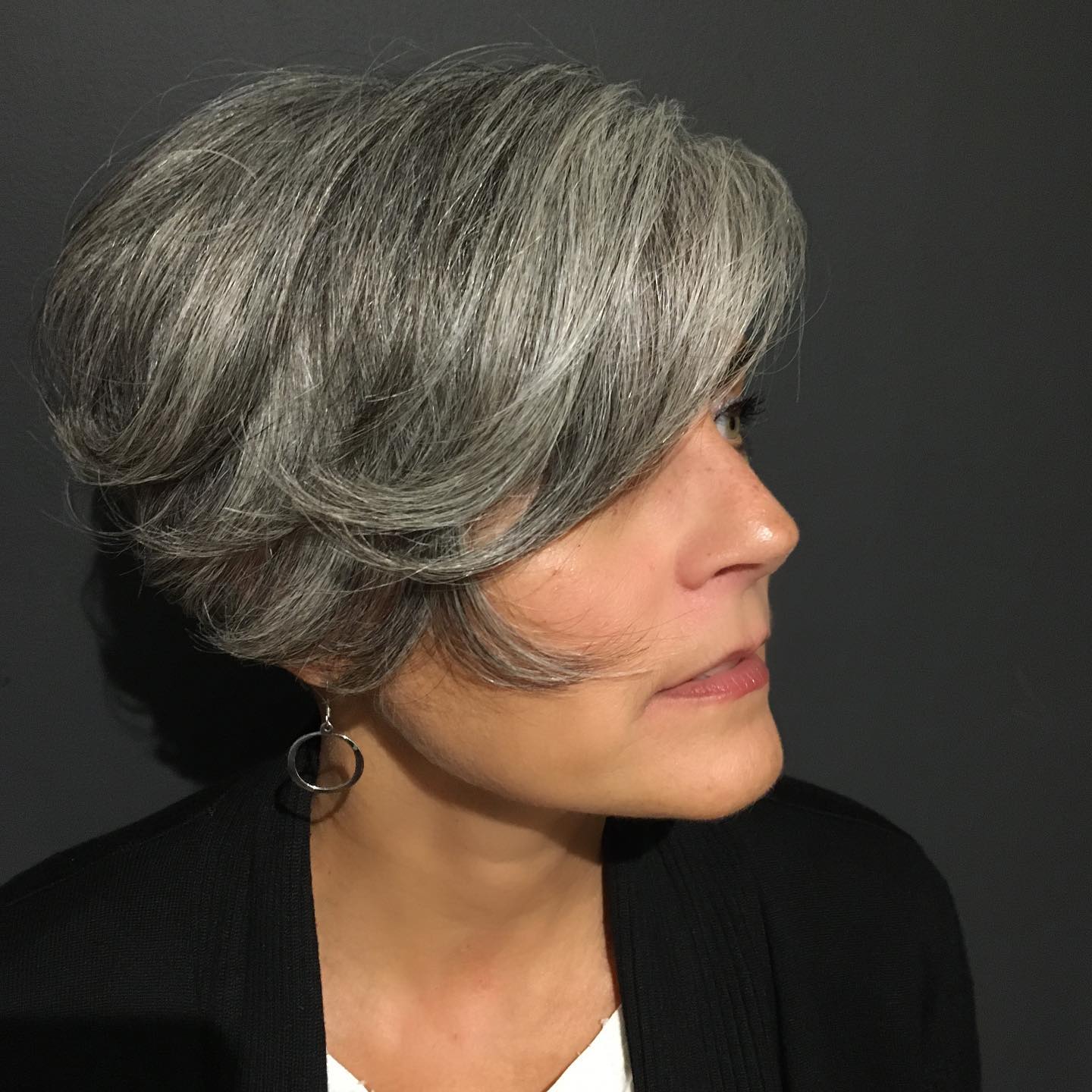 Textured Silver Bob with Elegant Side Sweep