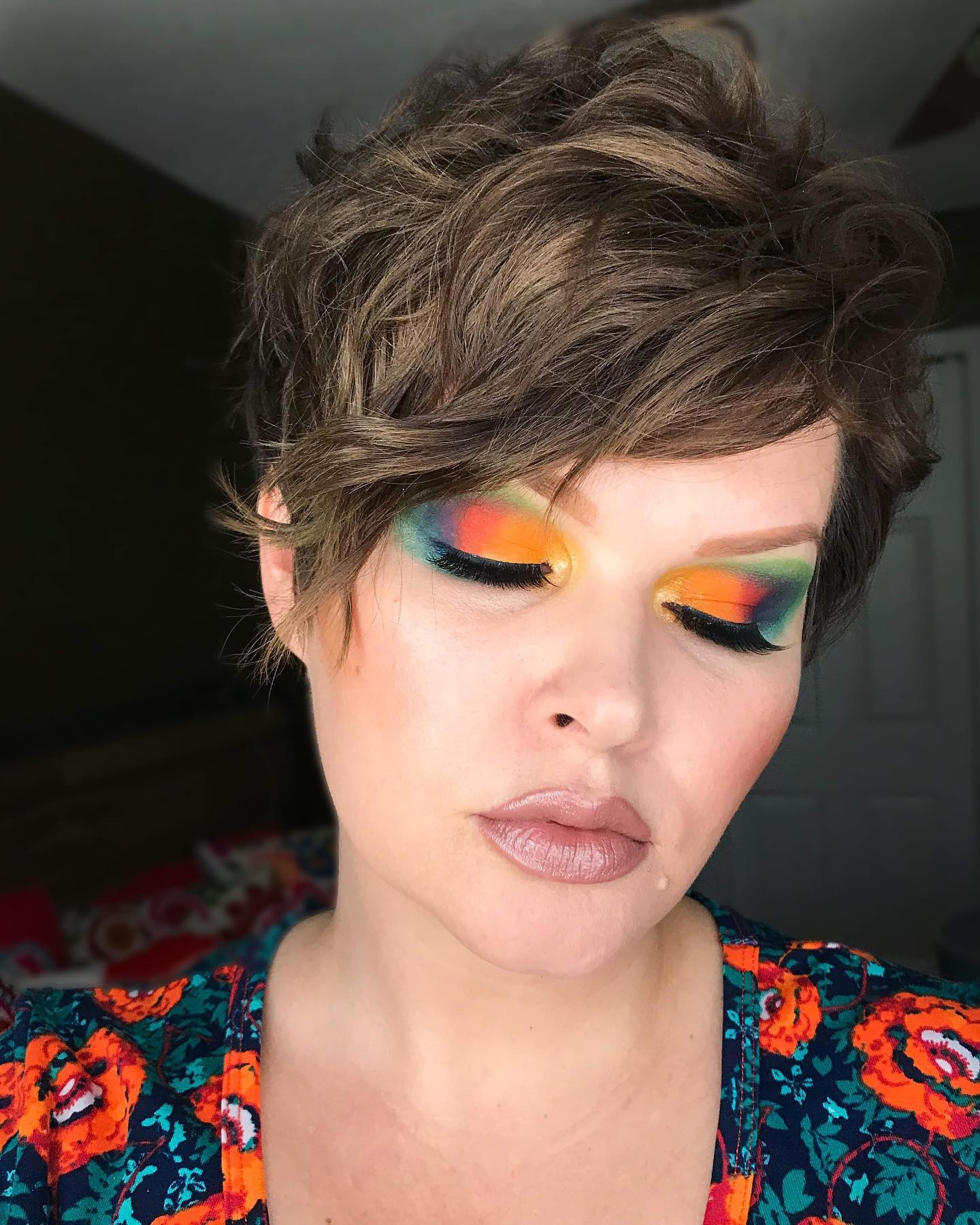 Textured Short Pixie with Soft Waves and Subtle Highlights