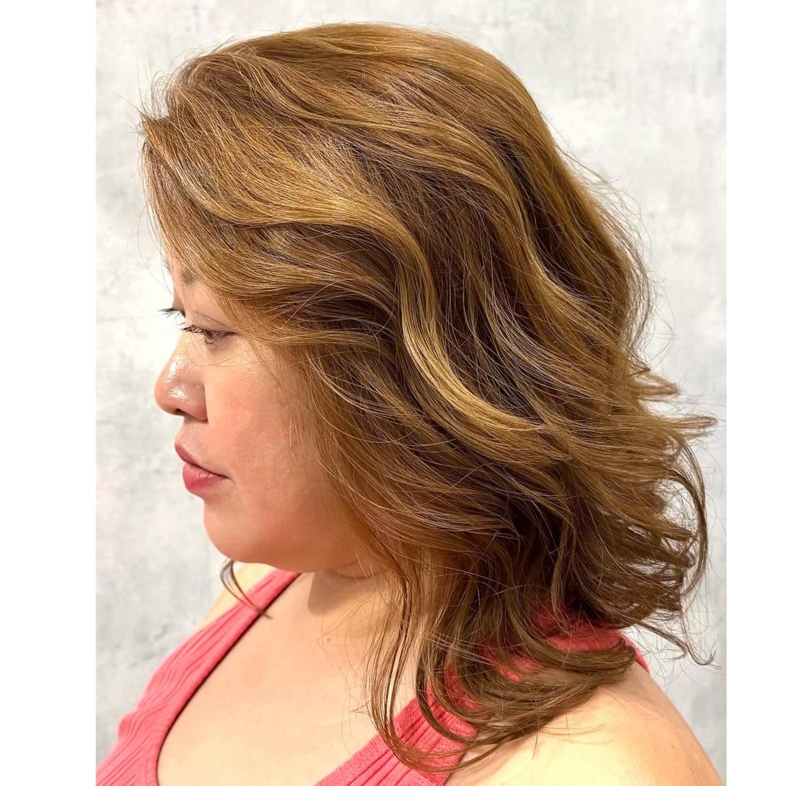 Warm Layered Waves with Subtle Highlights