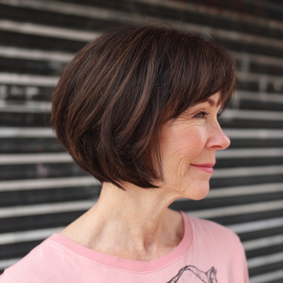 Chic Textured A-Line Bob with Subtle Highlights