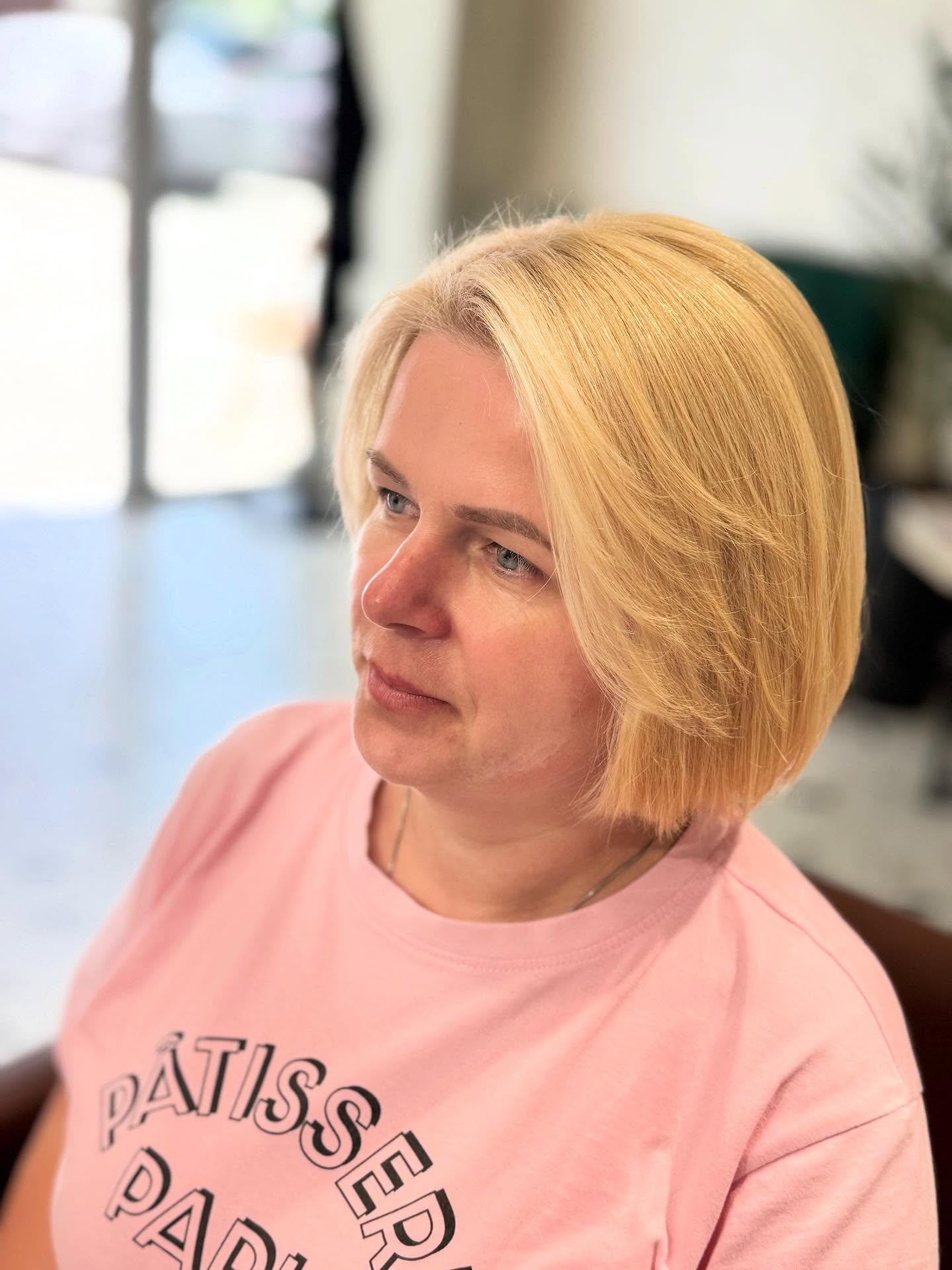 Stylish Soft Neck-Length Bob with Subtle Layers