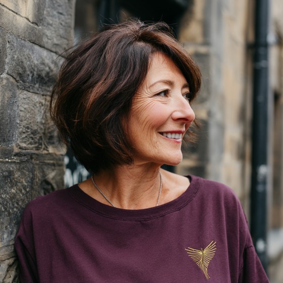 Textured Layered Bob with Soft Waves