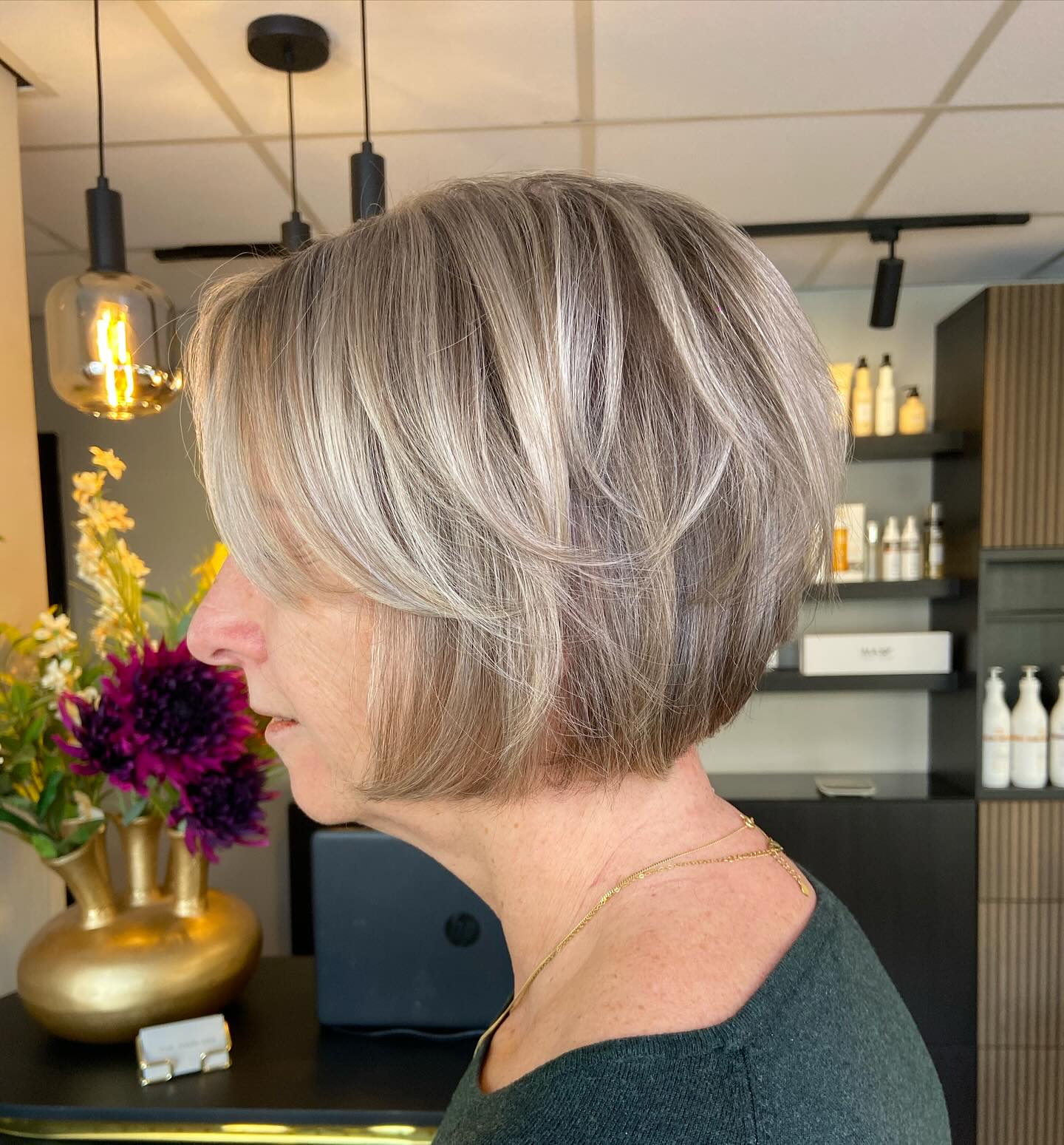 Textured Layered Pixie Bob with Elegant Silver Highlights