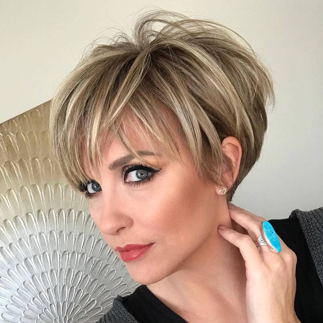 Chic Textured Short Cut with Subtle Layers