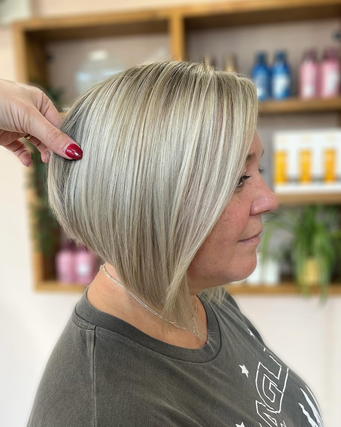 Softly Stacked Bob with Subtle Highlights